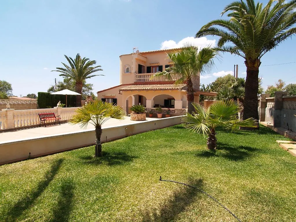 Villa Lopez サンタニー スペイン